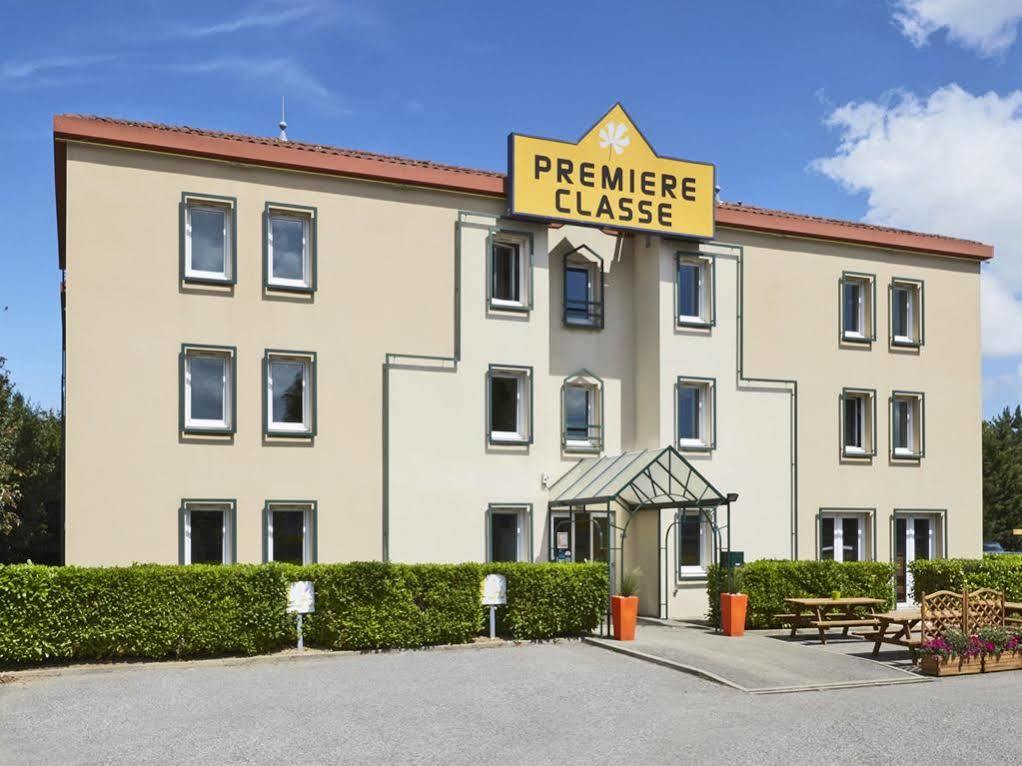 Hotel F1 Lyon Genay Massieux Exterior foto